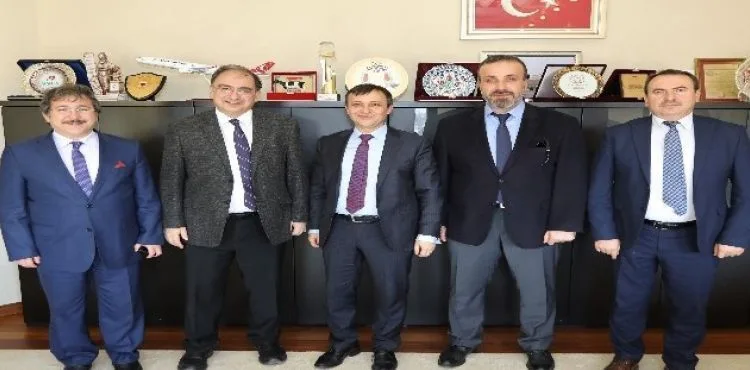 Sağlık Bakanlığı Kamu Hastaneleri Genel Müdürü Prof. Dr. Rahmi Kılıç, ERÜ Rektörü Çalış'ı Ziyaret Etti
