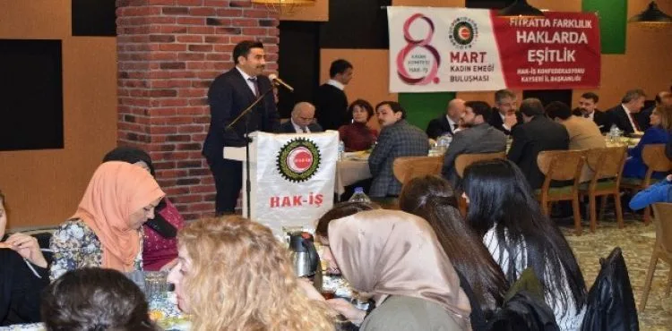 Hak-İş 8 Mart Dünya Kadınlar Günü'nü Kutladı