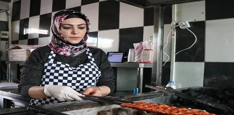 İşçi olarak girdiği lokantanın patronu oldu