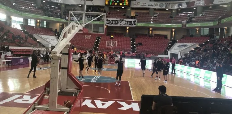 Kayseri Bellona Beşiktaş’ı Kadir Has ta ağırladı.