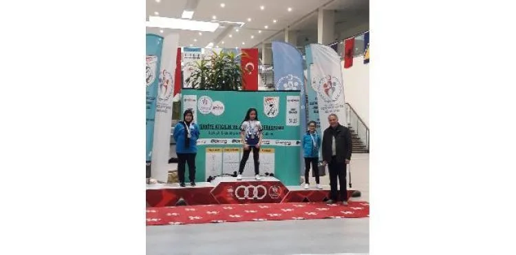 Atıcılık Müsabakalarından 2 altın madalya