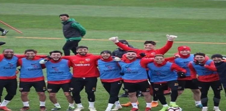 İstikbal Mobilya Kayserispor'da yüzler gülüyor