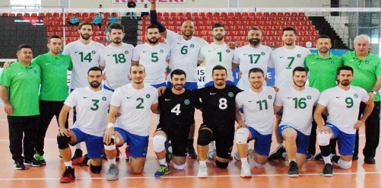 Voleybol 1. Lig Erkekler: Akkuş Belediyespor: 0 - Bursa Büyükşehir Belediyespor: 3