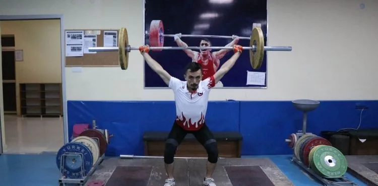 İşsiz şampiyon