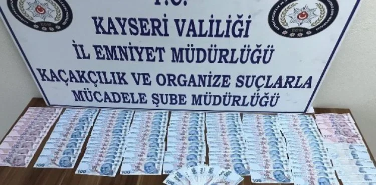 Sahte para ticareti yapan şahıslar suçüstü yakalandı