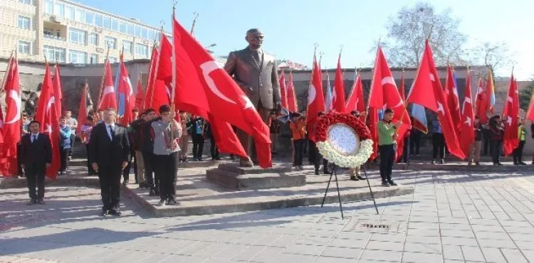 Duygulandıran 23 Nisan Kutlaması