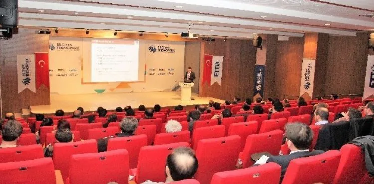 Erciyes Teknopark'ta Sosyal Beşeri Bilimler Alanında Çalışma Yapan Araştırmacılara Bilgi Günü Etkinliği Düzenlendi