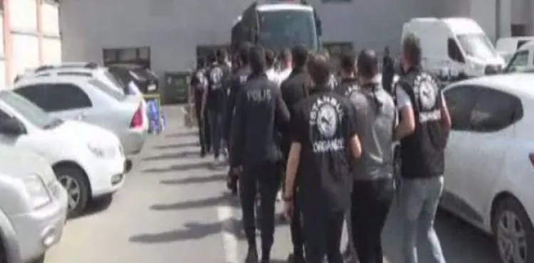 Çok sayıda cinayetten sorumlu tutulan suç örgütünün 43 üyesi tutuklandı
