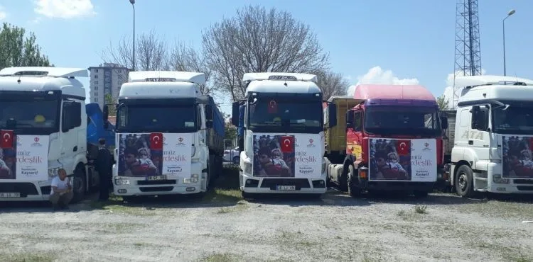 38 tır ihtiyaç sahiplerine uğurlandı