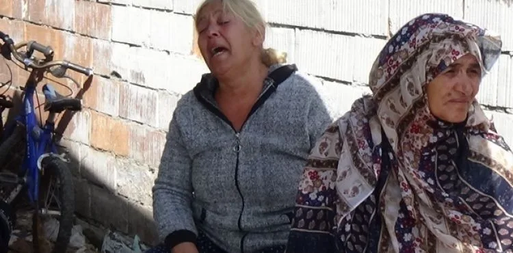 Sanatçı Dilber Ay'ın Mahallesi hüzne boğuldu