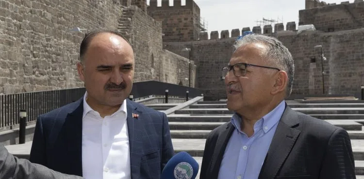 VALİ VE BAŞKAN PROJELERİ GEZDİ