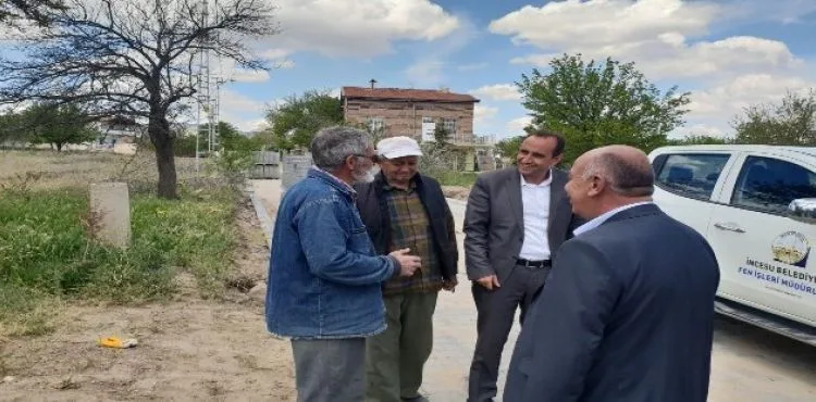 Başkan İlmek parke taş yol yapım çalışmalarını yerinde inceledi