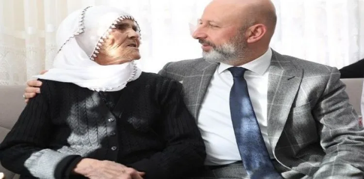Başkan Çolakbayrakdar'dan 'Anneler Günü' mesajı Giriş:10 Mayıs 2019 15:33