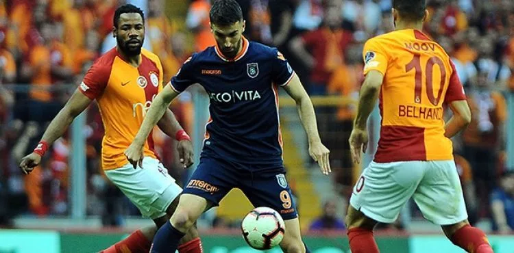 Galatasaray: 2-1 Başaksehir