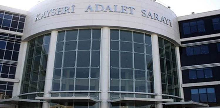Kayseri merkezli 11 ilde düzenlenen FETÖ operasyonunda gözaltına alınan 22 kişi adliyede