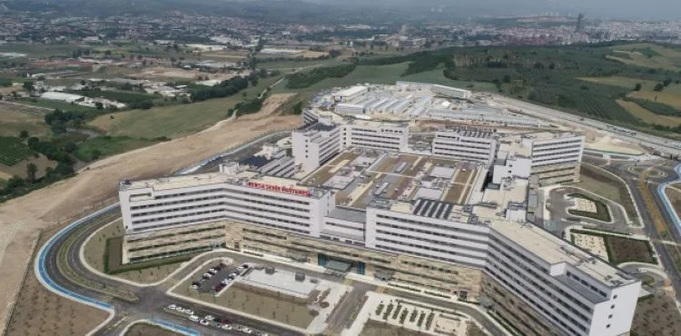 6 milyon kişiye hizmet verecek Bursa Şehir Hastanesi açılışa gün sayıyor