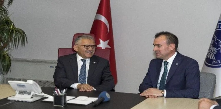 Kayseri Serbest Muhasebeci Mali Müşavirler Odası yönetimi Başkan Büyükkılıç'ı ziyaret etti
