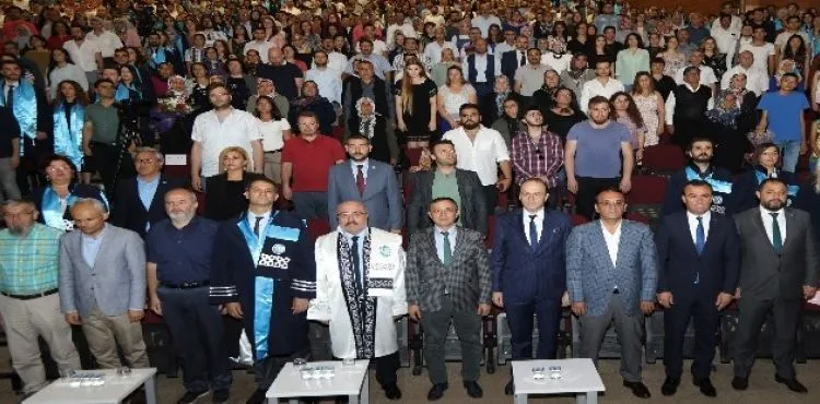 Kayseri Üniversitesi İlk Mezunlarını Verdi