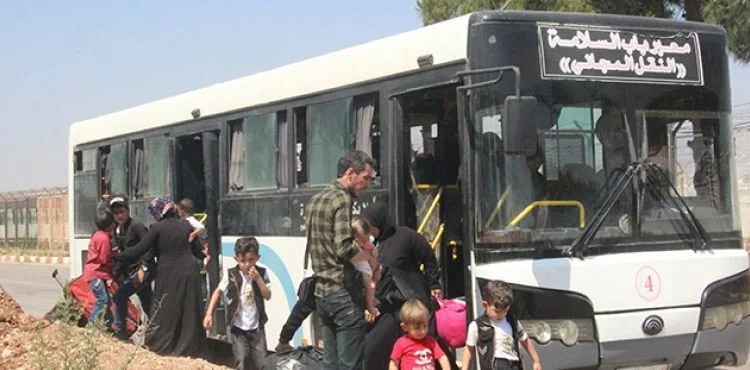 20 bin Suriyeliden 4 bini Türkiye'ye döndü