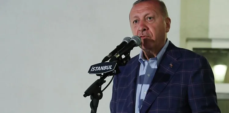 Cumhurbaşkanı Erdoğan'dan Macron'un Doğu Akdeniz'deki sondaj çalışmalarına ilişkin açıklamasına cevap