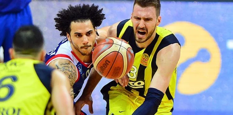 Seride durum yine eşitlendi : Fenerbahçe Beko: 85 - Anadolu Efes: 69