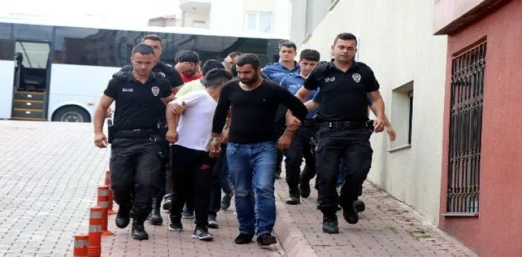 Uyuşturucu satarken değil, gazetecileri görünce utandı