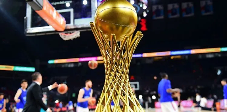 Anadolu Efes bu sezon 2 kupa kazandı