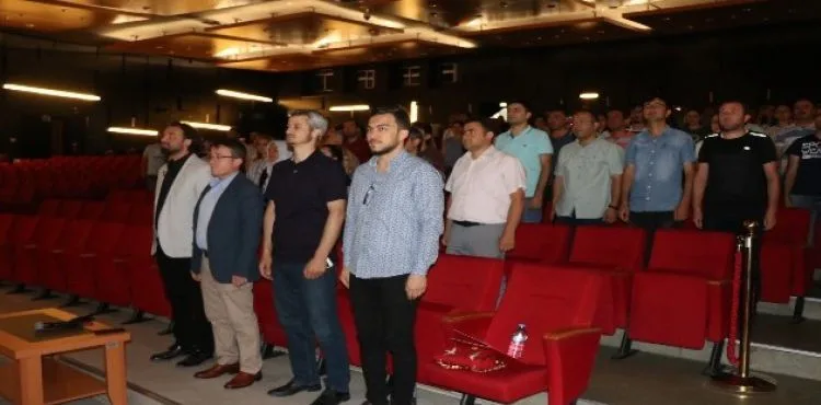 Paragraf çözme stratejileri öğretmenlere anlatıldı