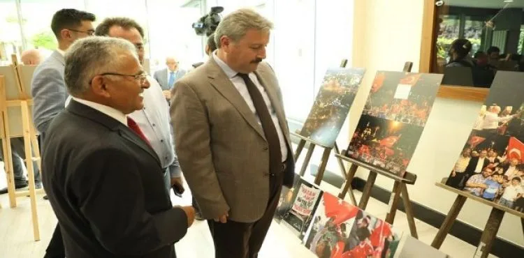 Palancıoğlu, "Bu sadece bir fotoğraf sergisi değil aynı zamanda Kayseri Basın Tarihi'ne ışık tutan bir sergi"