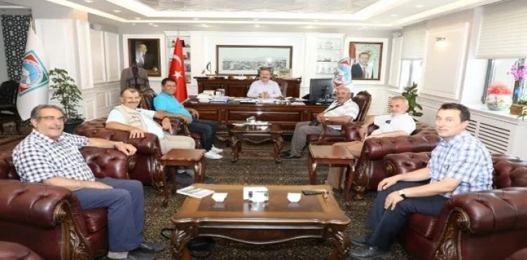 Türkiye Yazarlar Birliği üyeleri Başkan Palancıoğlu'nu ziyaret etti