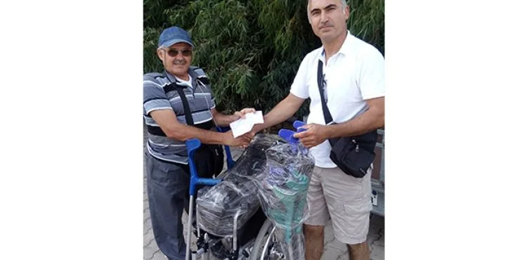 Burhaniye'de gurbetçi vatandaştan örnek davranış