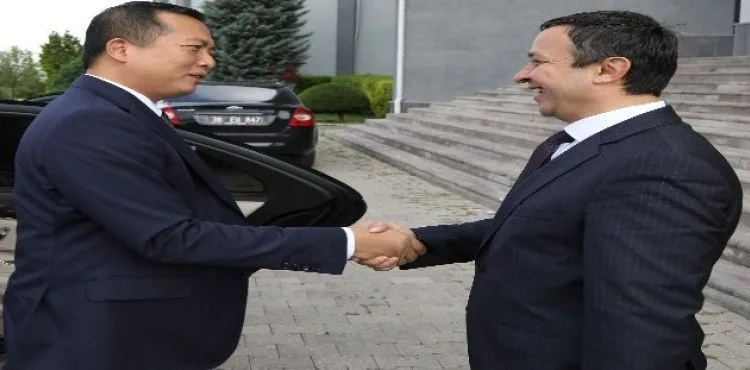 Endonezya Ankara Büyükelçisinden, ERÜ Rektörü Çalış'a Ziyaret