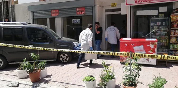 Esenyurt'ta anne ve kızına evinde silahlı saldırı