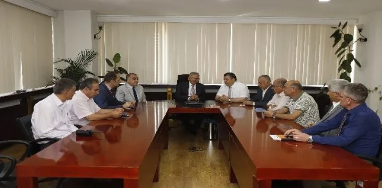 Başkan Büyükkılıç, Kurban Bayramı için oluşturulan komisyonun çalışmalarına katıldı