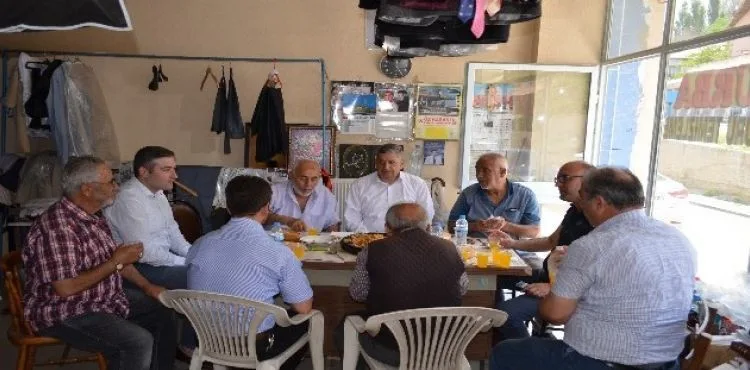 Başkan Altun esnaf sofrasına konuk oldu