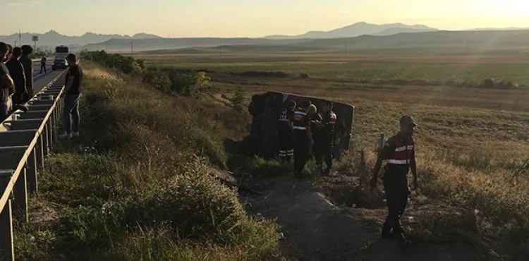 Eskişehir'de otobüs kazası: 13 yaralı