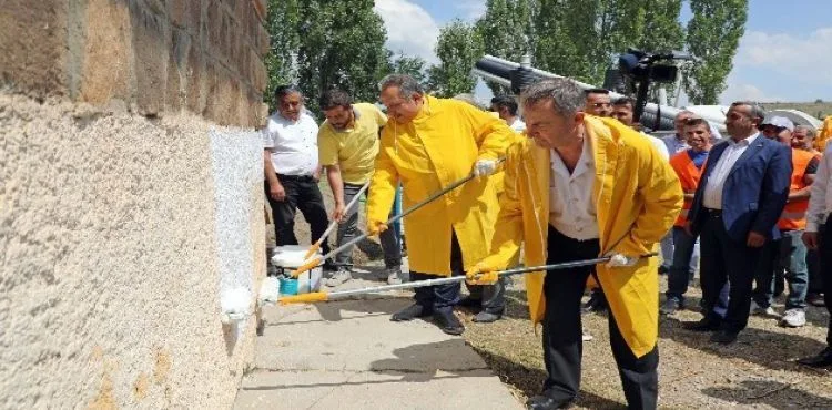 Talas Belediyesi'nden Örencik'e hizmet çıkarması