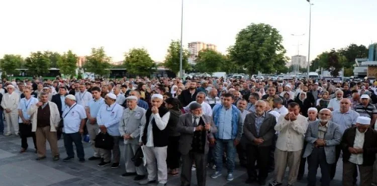 İl Müftüsünden Hacı adaylarına uyarı: