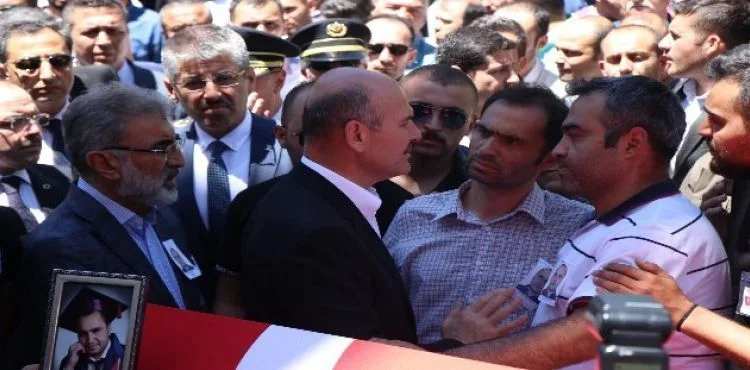 İçişleri Bakanı Soylu şehit Taha Uluçay'ın cenazesi için Kayseri'ye geldi