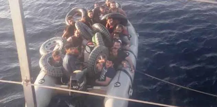 Ölüm yolculuğuna ellerinde can simitleriyle gittiler