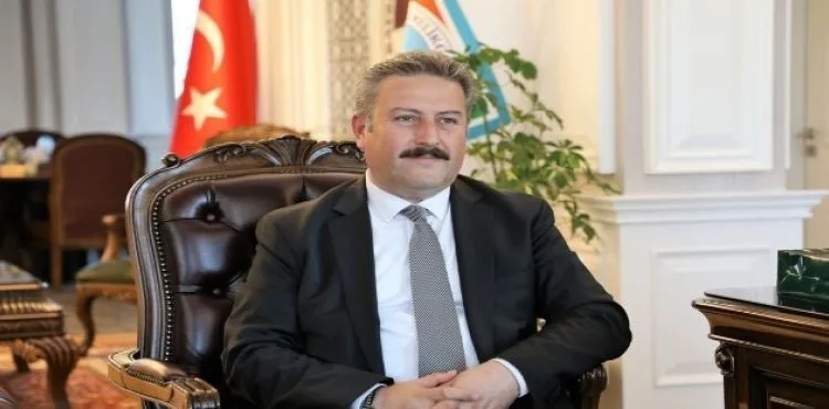 Başkan Dr. Mustafa Palancıoğlu: "Melikgazi Teknoloji Ortaokulu ve Lisesi Hayırlı olsun”