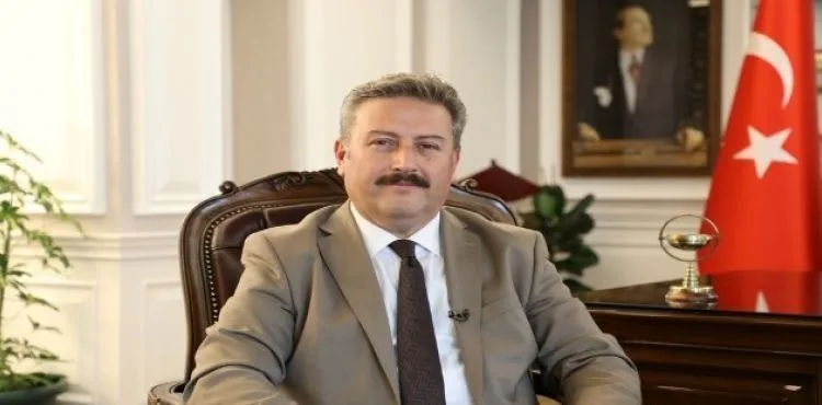 Tınaztepe ve Danışmentgazi yüzme havuzları 7 gün hizmet veriyor