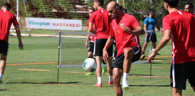 İM Kayserispor, yeni sezon hazırlıklarını hız kesmeden sürdürüyor
