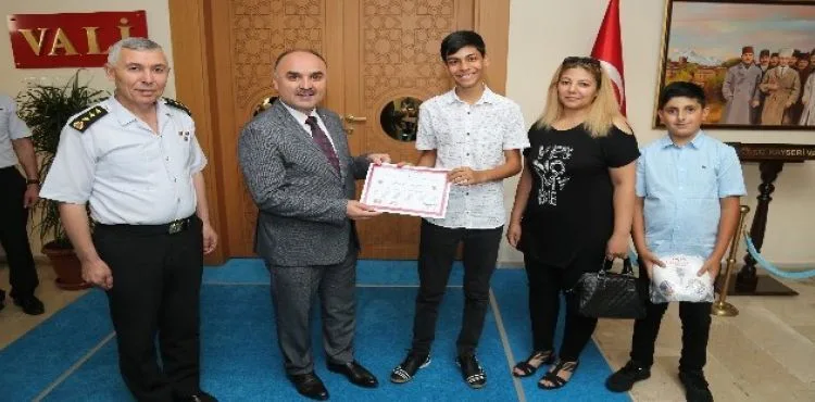 'Dikkat Sizden Notlar Bizden' Projesi Ödül Töreni Düzenlendi