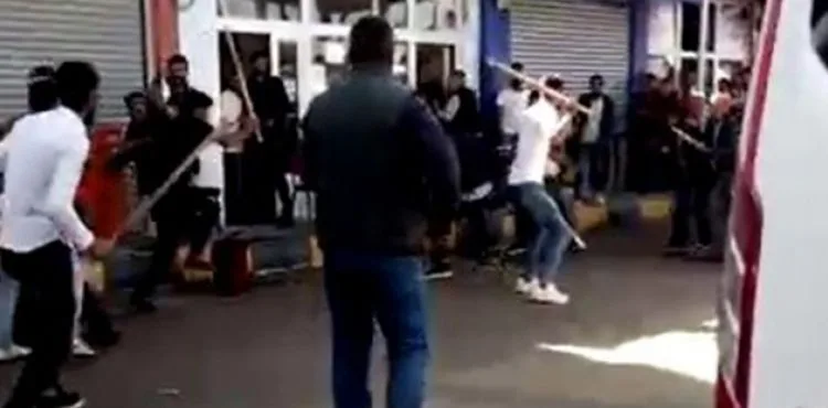 Ağrı'da taşlı sopalı kavga