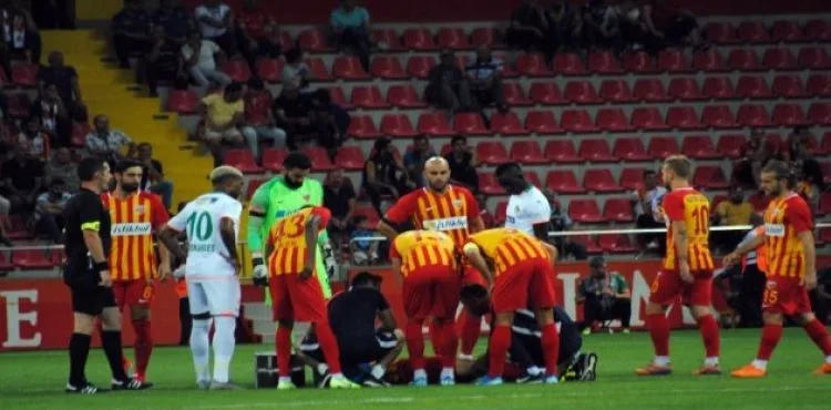Kayserispor'da Alpay sakatlandı