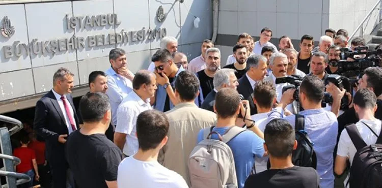 Vali Ali Yerlikaya, Eminönü yeraltı çarşısında incelemede bulundu
