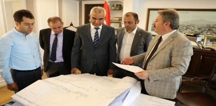 Başkan Palancıoğlu: "Mimarsinan OSB'ye ulaşımda alternatif yolu tamamlayarak seri ve güvenli ticaret akışını sağladık"