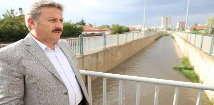 Başkan Palancıoğlu taşkın kanallarını inceledi