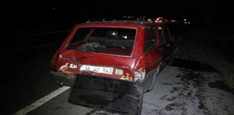 Kayseri'de iki otomobil çarpıştı: 10 yaralı